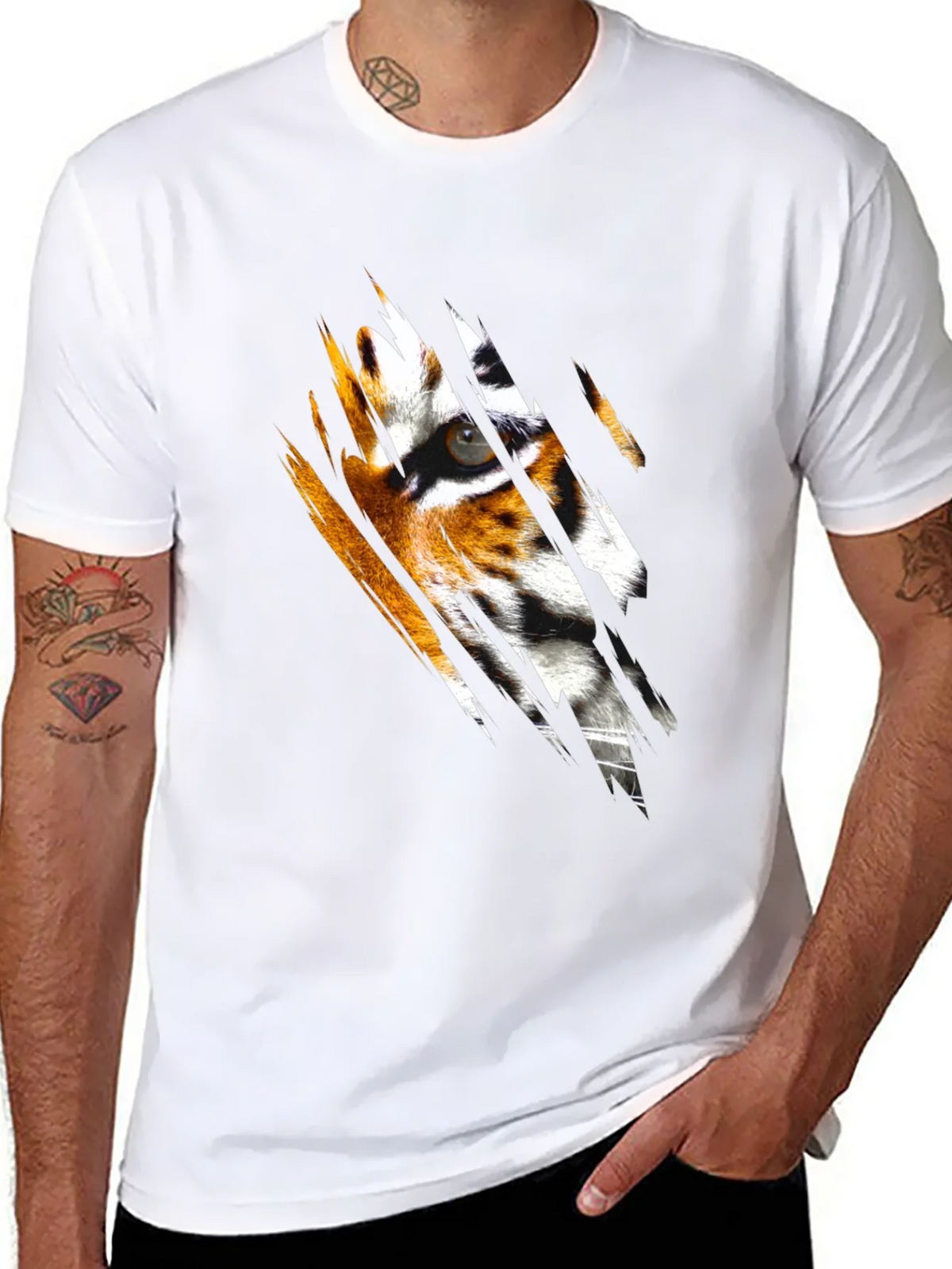 Tiger Eye Graphic Black T-Shirt product image 7