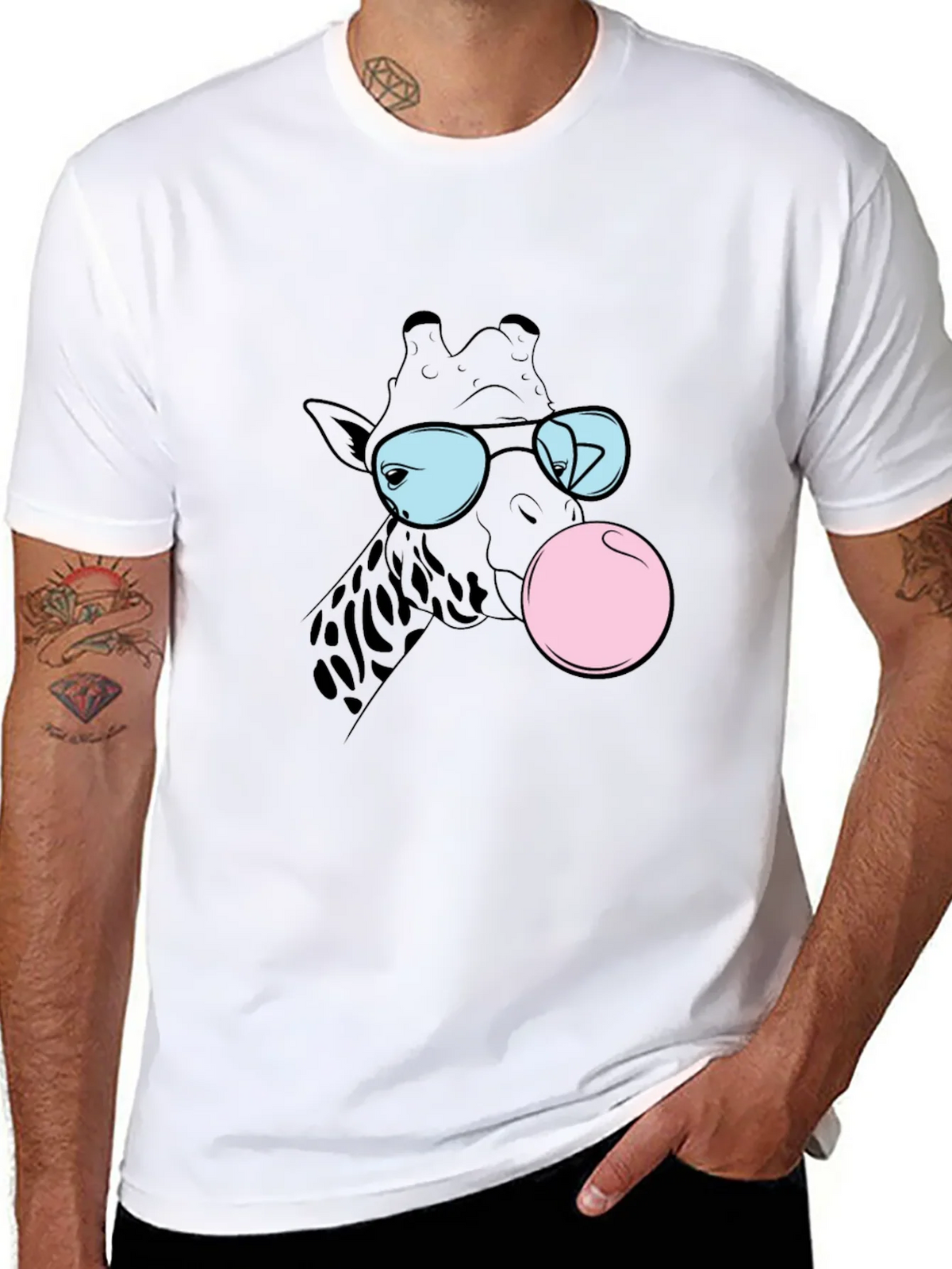 Cool Giraffe Bubble Gum Graphic Tee product image 7